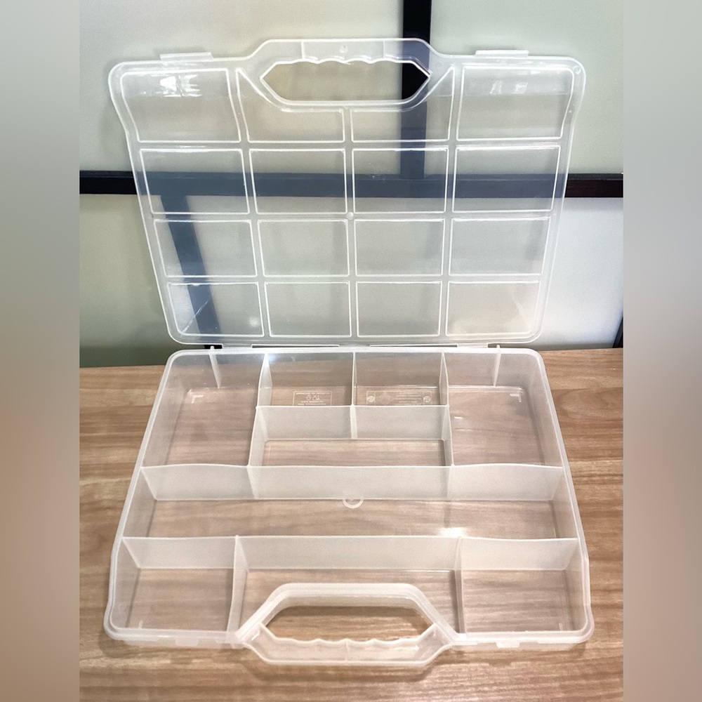 3 plastic organizer boxes. Jewelry, office, craft… - Picture 6 of 7